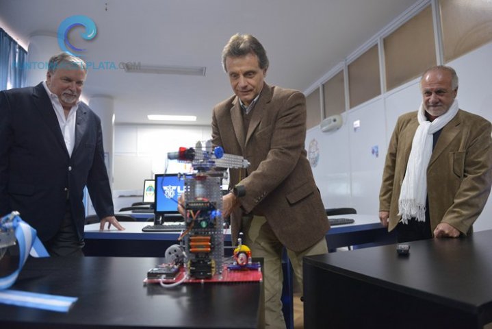 Local | Laboratorio de Robótica y Tecnología de Mar del Plata