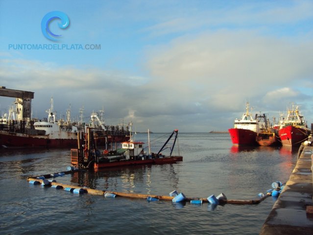 Local | Pruebas de dragado del muelle de Mar del Plata