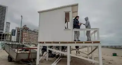 Mar del Plata prepara las casillas de guardavidas para la temporada de verano